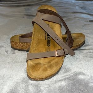 Birkenstock Daloa footbed sandals